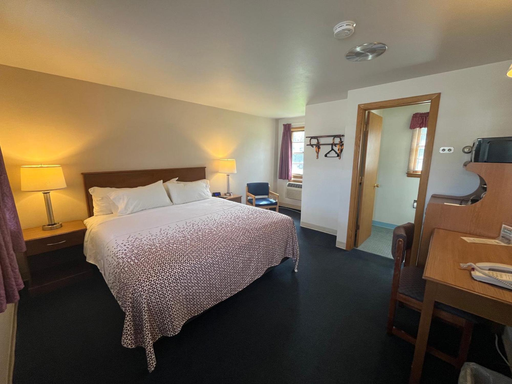Bay Motel Green Bay Bagian luar foto